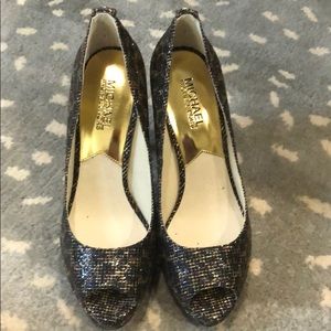 BRAND NEW!  Michael Kors Open Toe Shoes